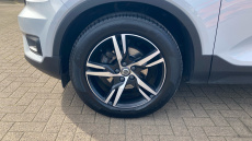 Volvo Xc40 1.5 T3 [163] R DESIGN 5dr Geartronic Petrol Estate